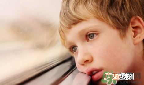 孩子抑郁症什么症状？孩子抑郁症是什么表现？
