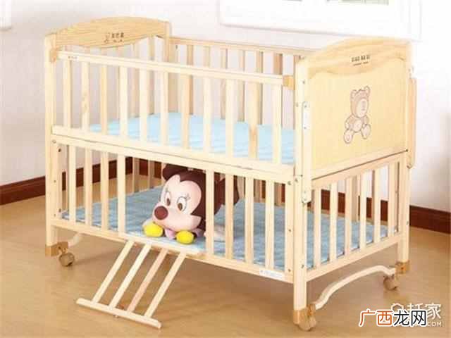 婴儿床什么牌子质量好（新手爸妈选购婴儿床的