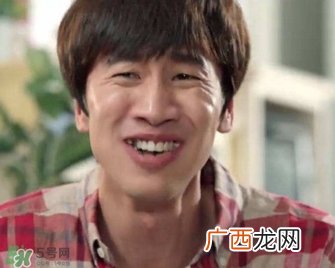 眼睛抽搐是什么引起的？眼睛抽搐怎么回事