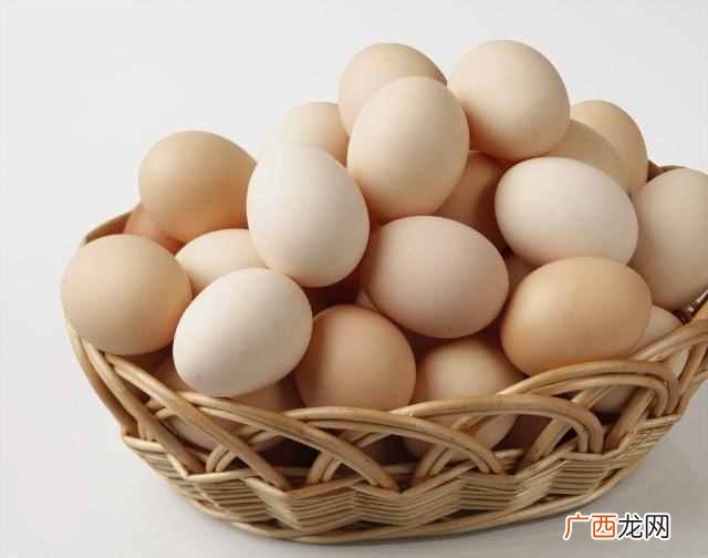 近视眼吃什么好明日养眼（多吃哪些食物对视力