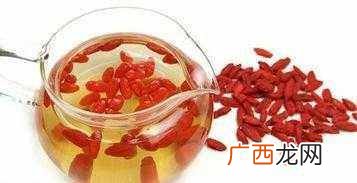 近视眼吃什么好明日养眼（多吃哪些食物对视力