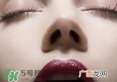 为什么脸上长脂肪粒？脸上长脂肪粒是什么原因