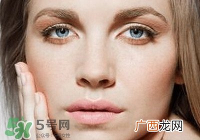 为什么脸上长脂肪粒？脸上长脂肪粒是什么原因