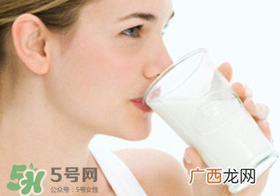 脸上长汗毛是什么原因?脸上长汗毛怎么回事