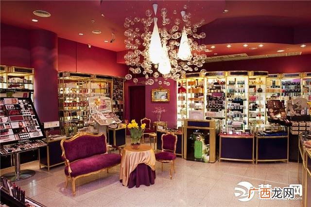10平方饰品店装修图片 十平方的店面适合经营什么