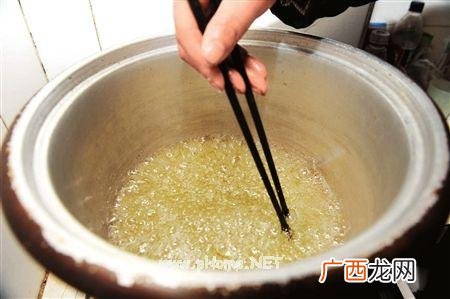春季养蜂技术视频 立春后中蜂养殖技术