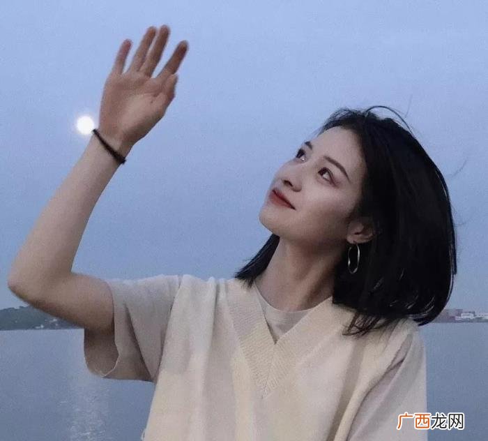 明星熬夜为什么不会猝死，为什么女明星天天熬夜皮肤还那么好