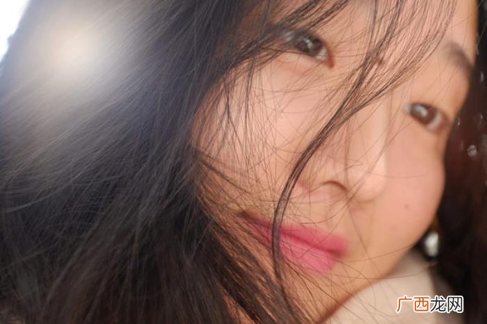 撩妹开场白聊天记录，晚上该怎样发信息撩妹