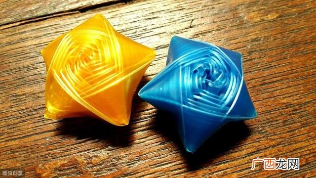 1吨的塑料破碎多少利润,粉煤灰加工设备多少钱