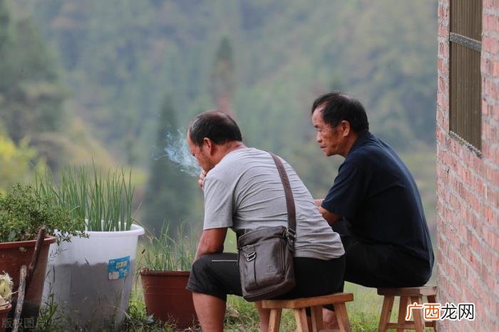 为什么年轻人都反感家里来客人 讨厌家里来人是孤僻吗