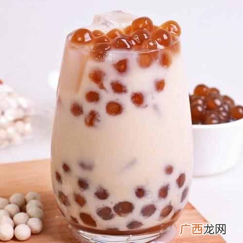 奶茶放什么东西好吃（奶茶里加什么东西好吃受