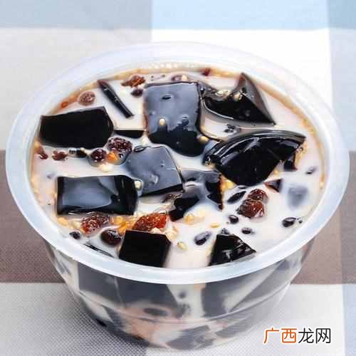 奶茶放什么东西好吃（奶茶里加什么东西好吃受