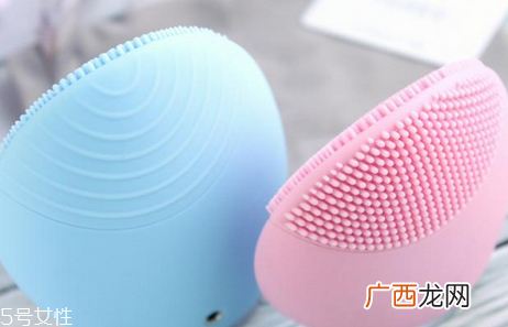 luna洁面仪会把角质洗薄吗 luna mini2和go的区别