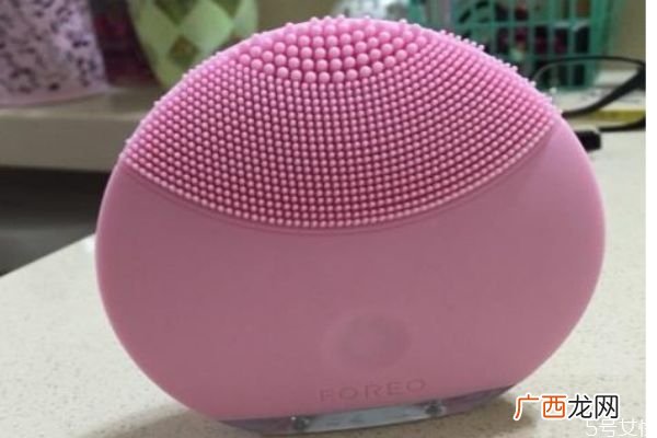 luna洗脸仪导入功能是涂护肤品前还是后 护肤效果很好