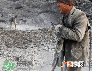 尘肺病挂什么科室？尘肺病要做哪些检查