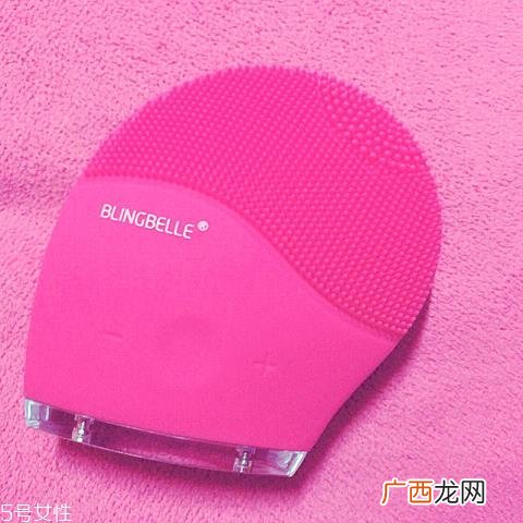 洁面仪有用吗？深层清洁就靠它
