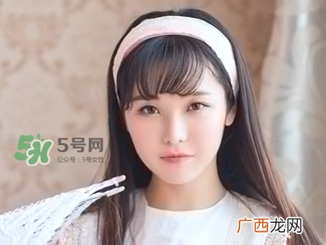 夏天乳房湿疹怎么回事_夏天乳房湿疹怎么办