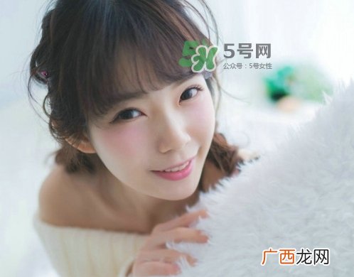 夏天乳房湿疹怎么回事_夏天乳房湿疹怎么办