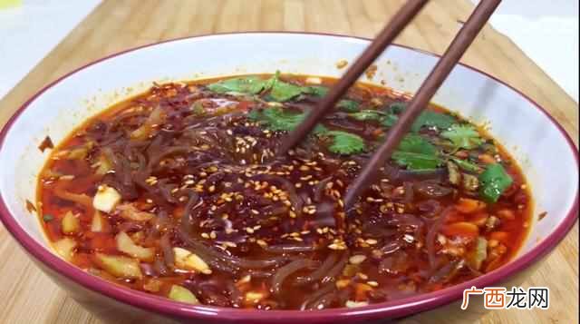 酸辣粉条怎么做好吃（制作酸辣粉条需要哪些配
