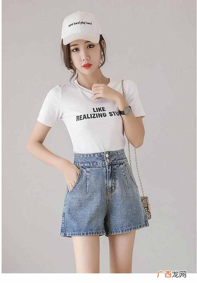 什么样的牛仔短裤好看(夏季牛仔短裤穿搭参考