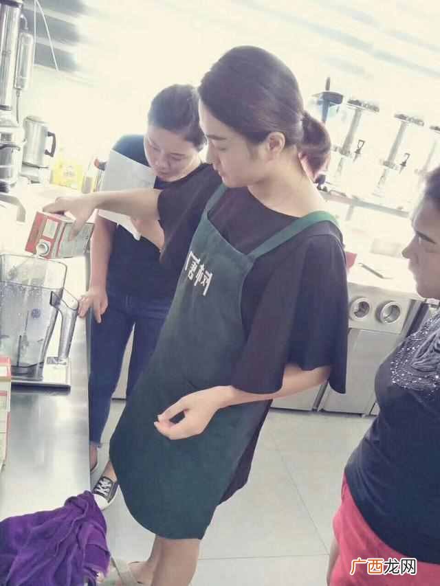 如何加盟品牌奶茶店 奶茶加盟要注意些什么