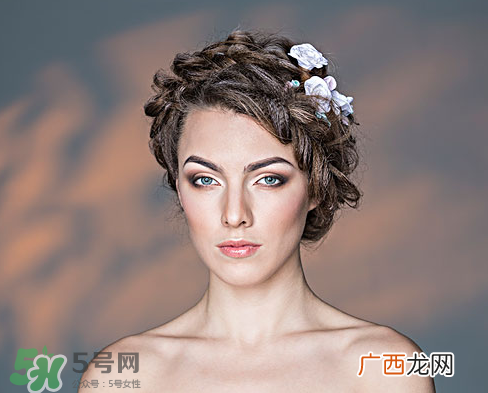 眼睛发黄是不是肝不好？眼睛发黄跟肝有关系吗？