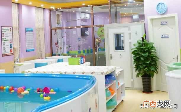 开游泳馆需要什么设备（婴幼儿游泳馆设备清单
