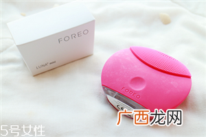 luna洁面仪充电闪白灯怎么回事 属于正常现象