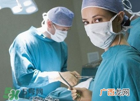 舌癌是怎么引起的？舌癌传染吗