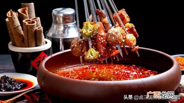 我是卤三国的加盟商 卤三国加盟费多少钱
