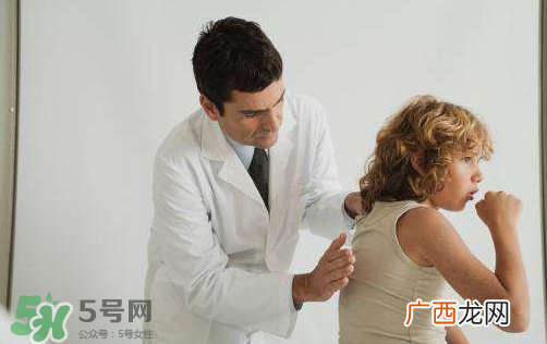 什么茶可以治咳嗽？咳嗽的病因是什么？