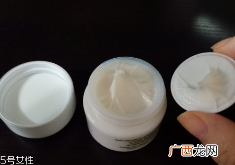 lamer海蓝之谜乳霜怎么用？比海蓝之谜面霜更清透