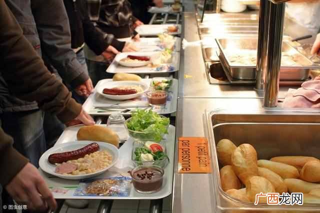 公司开饭堂要什么证（公司的食堂需要办理哪里