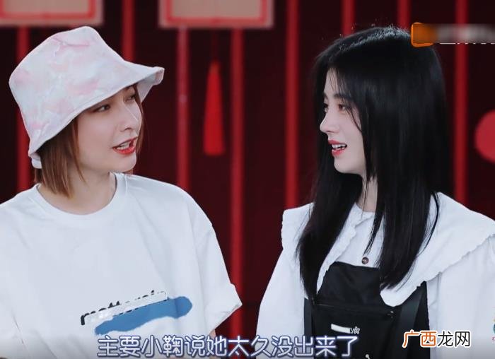 见过鞠婧祎真人身高，鞠婧祎官方身高159