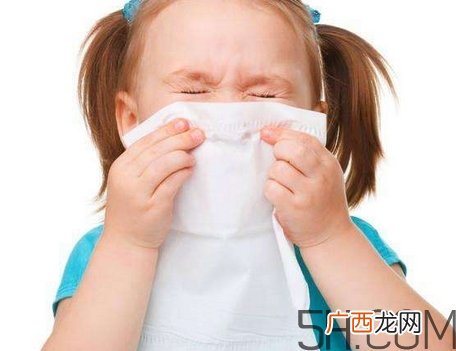 秋天咳嗽有痰是怎么回事_秋天咳嗽有痰怎么办