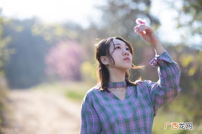 怎么去跟女孩子找话题，看看恋爱话题怎么找