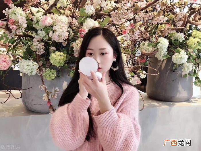 怎么去跟女孩子找话题，看看恋爱话题怎么找