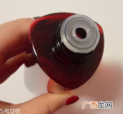 雅诗兰黛爽肤水保质期