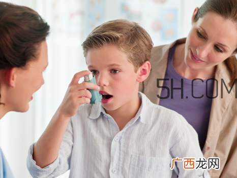 哮喘和肺气肿的区别哮喘和肺炎的区别