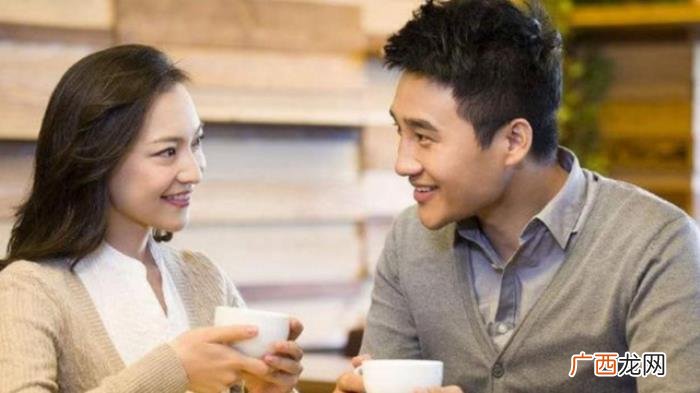 怎么跟男生聊天找话题不冷场，聊什么话题才不会冷场