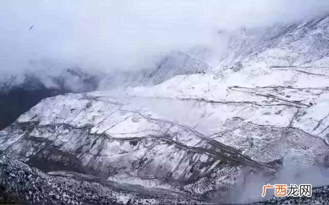 去西藏旅游带什么衣服（西藏的气候不定带哪些