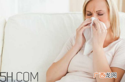 感冒为什么会耳朵疼？大热天感冒的症状