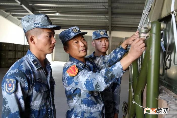 这7位超帅超励志的兵哥哥 男励志图