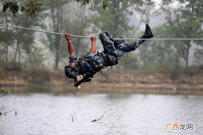 这7位超帅超励志的兵哥哥 男励志图