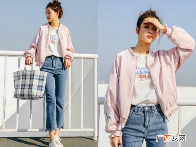 外套是粉色里面穿什么（女生粉色外套里面搭配