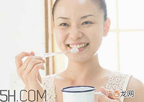 早饭前刷牙好还是早饭后刷牙好_先刷牙还是先吃早饭