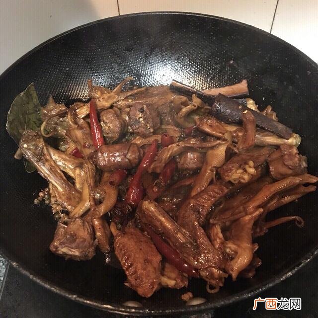 周黑鸭的做法,周黑鸭卤料