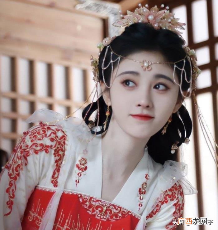 鞠婧祎曾舜晞照片,鞠婧祎曾舜晞男帅女靓
