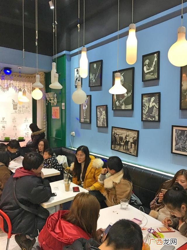蛋糕店生意好做吗,县城蛋糕店一年能赚多少钱