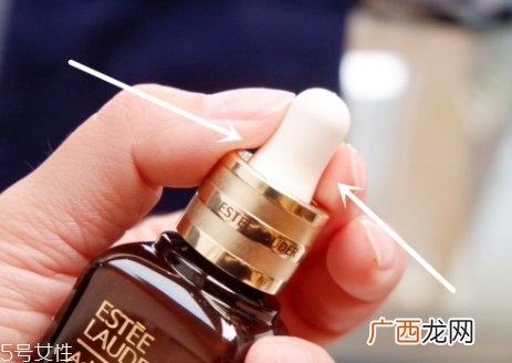 雅诗兰黛精华和眼霜怎么用？其实是有先后顺序的